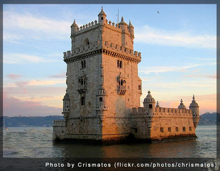 Torre de Belem (Tower of Belem) - Photo by Crismatos (flickr.com/photos/chrismatos)