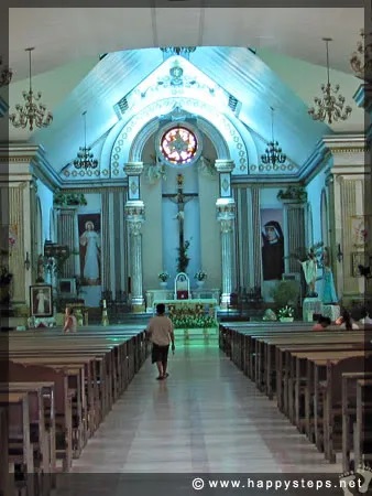 Dumaguete Cathedral interior and aisle